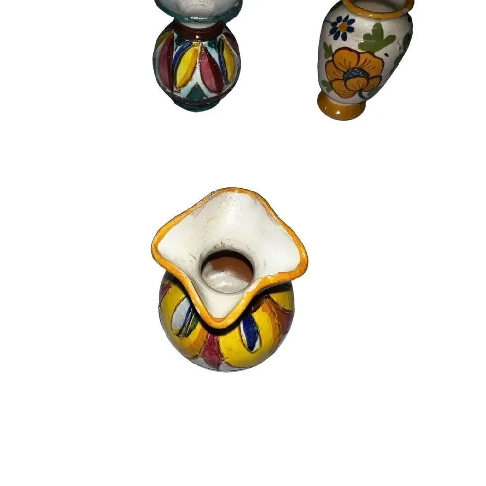 vtg. 3 Miniature Vases made in italy hand throw and painted 3